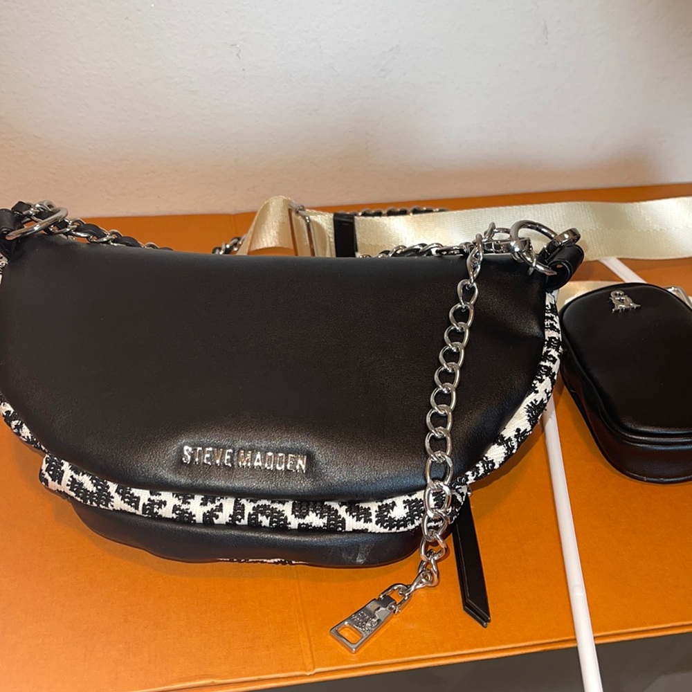COPY - Steve Madden dou print/black bag
